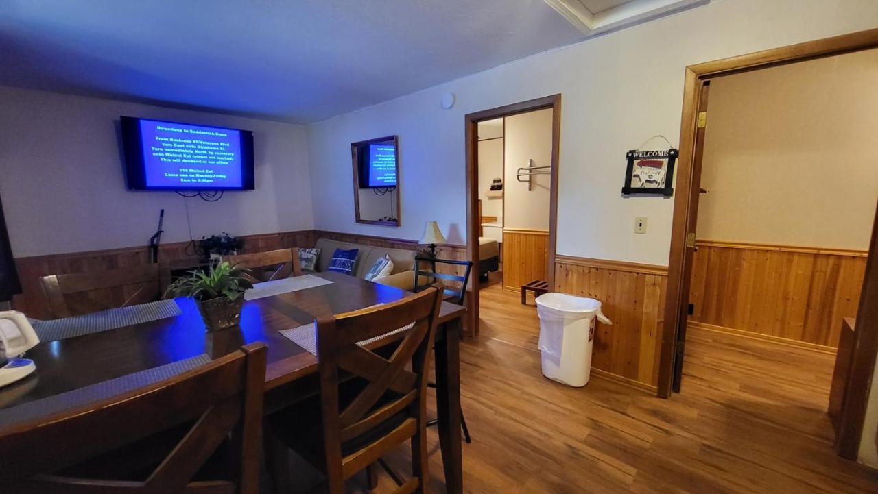 Hunter'S Friend Resort On Indian Point Esterno foto